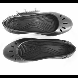 Crocs - Kelli Flats - Black Size W7